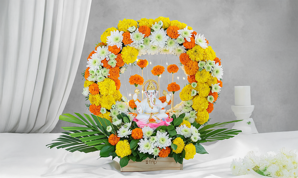FNP Ganpati Flower Arrangement – Fresh & Festive