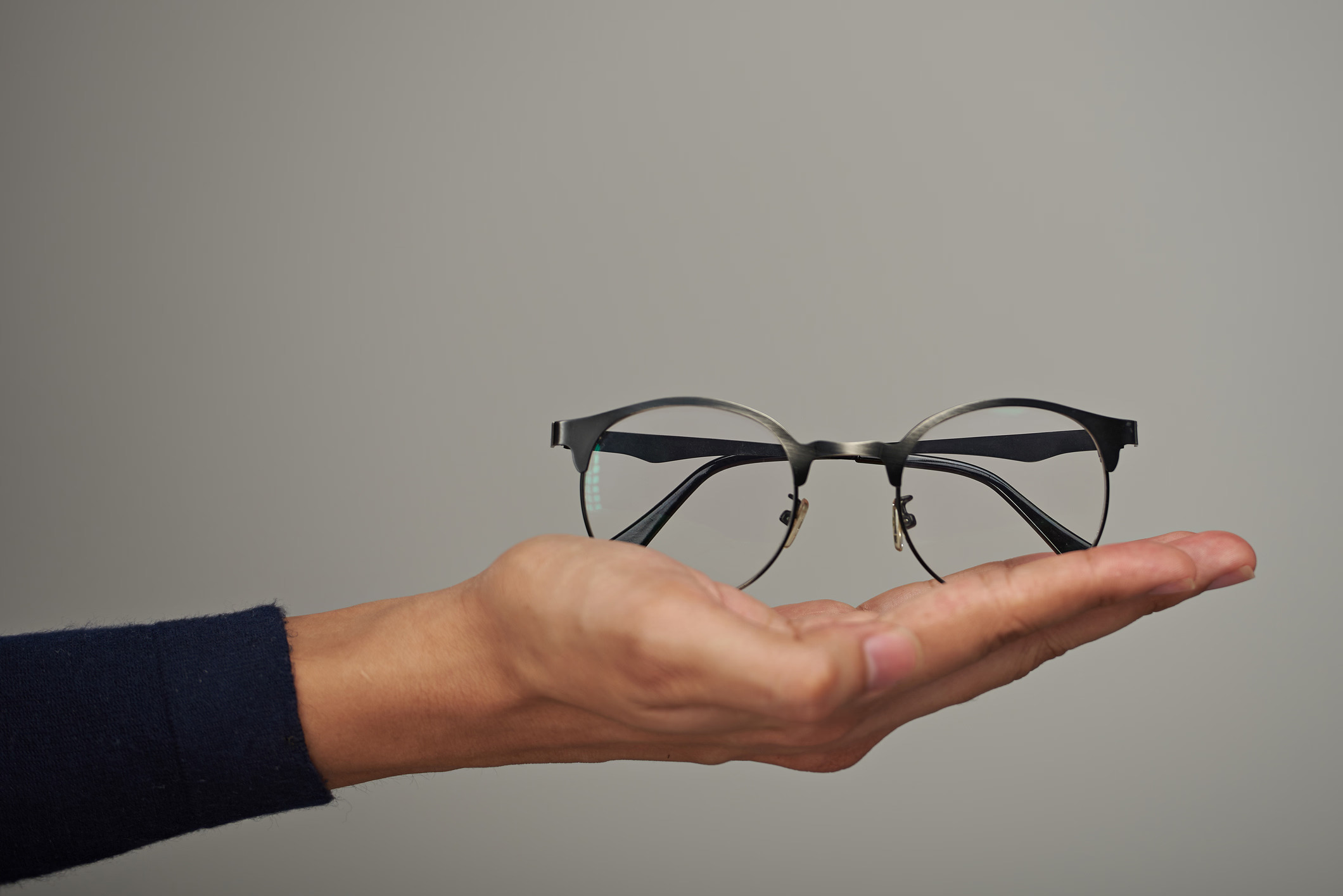 How to Take Care of Your Glasses: Simple Tips for Long-Lasting Wear How to Take Care of Your Glasses: Simple Tips for Long-Lasting Wear