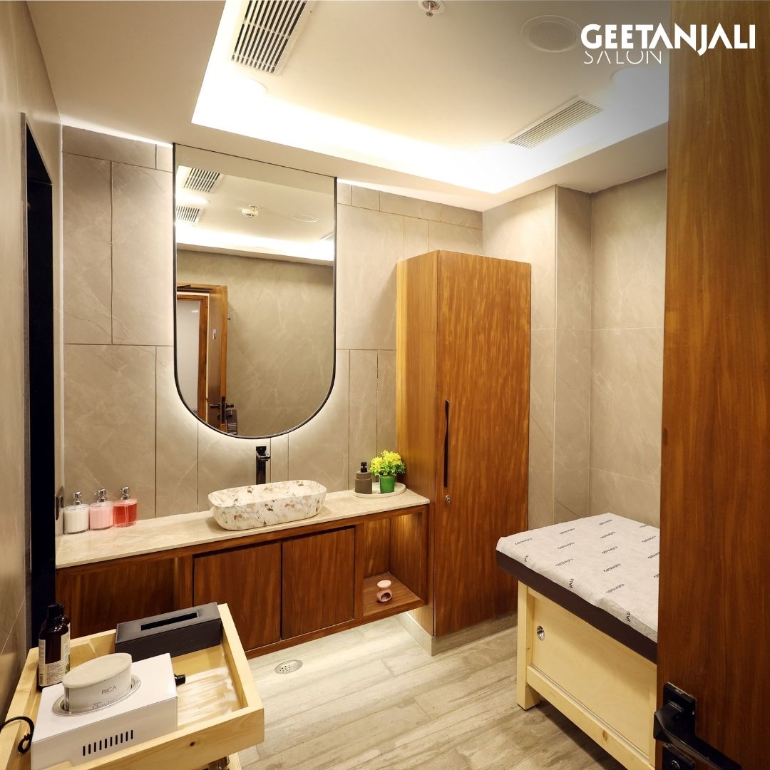 Geetanjali Salon