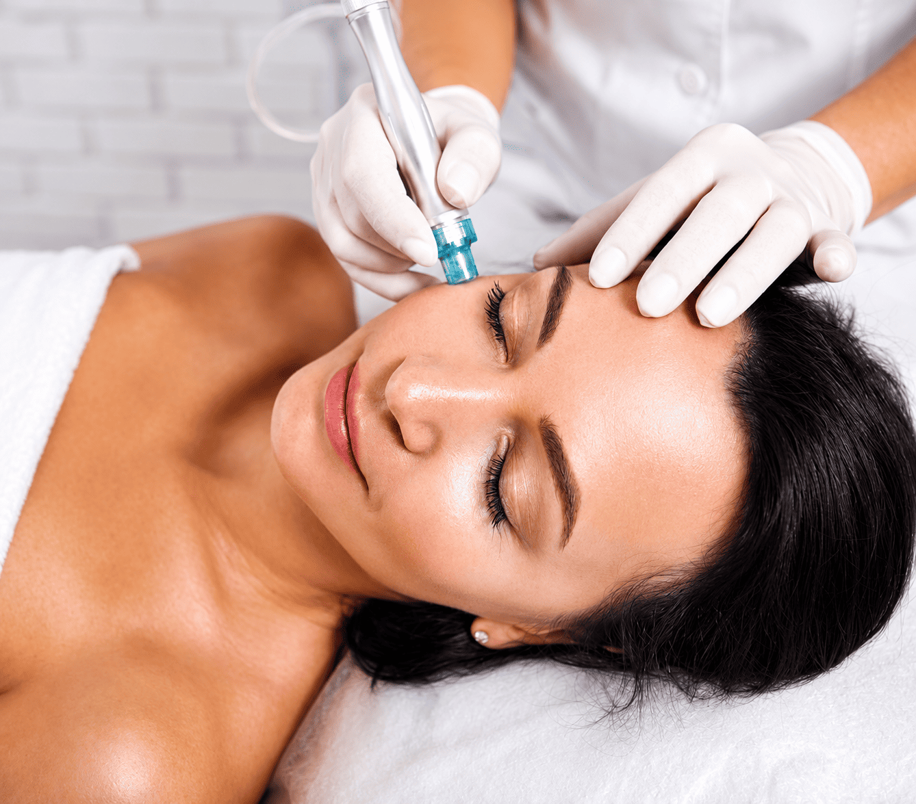 Hydra Facial