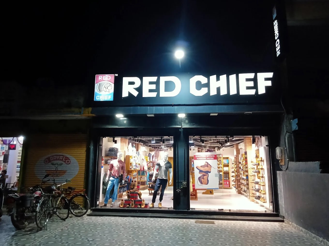 Red Chief Exclusive Store