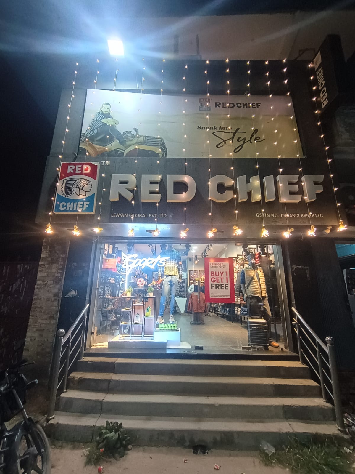 Red Chief Exclusive Store