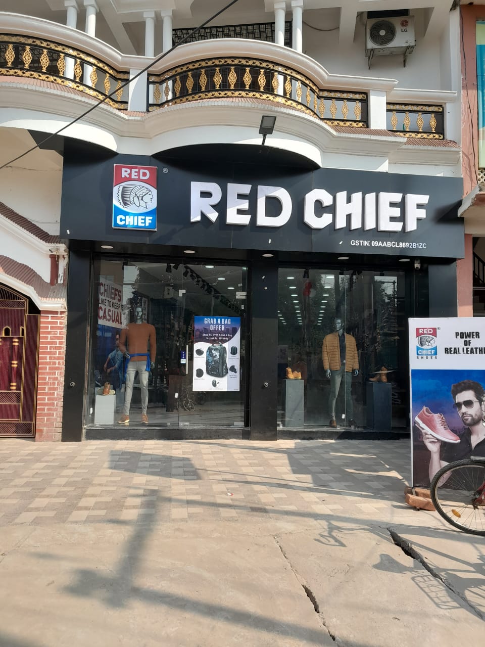 Red Chief Exclusive Store