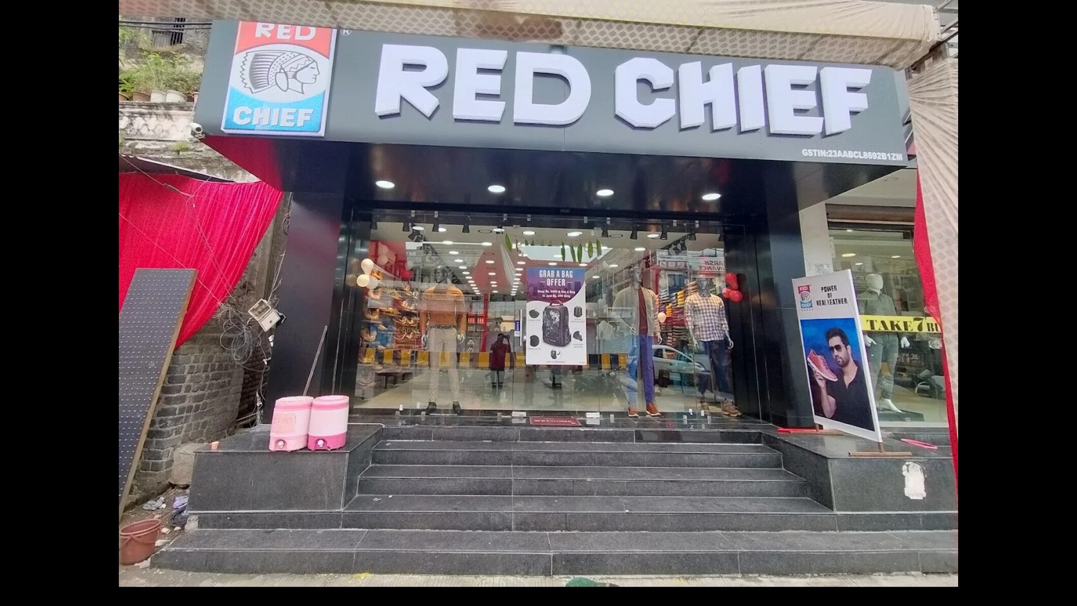 Red Chief Exclusive Store