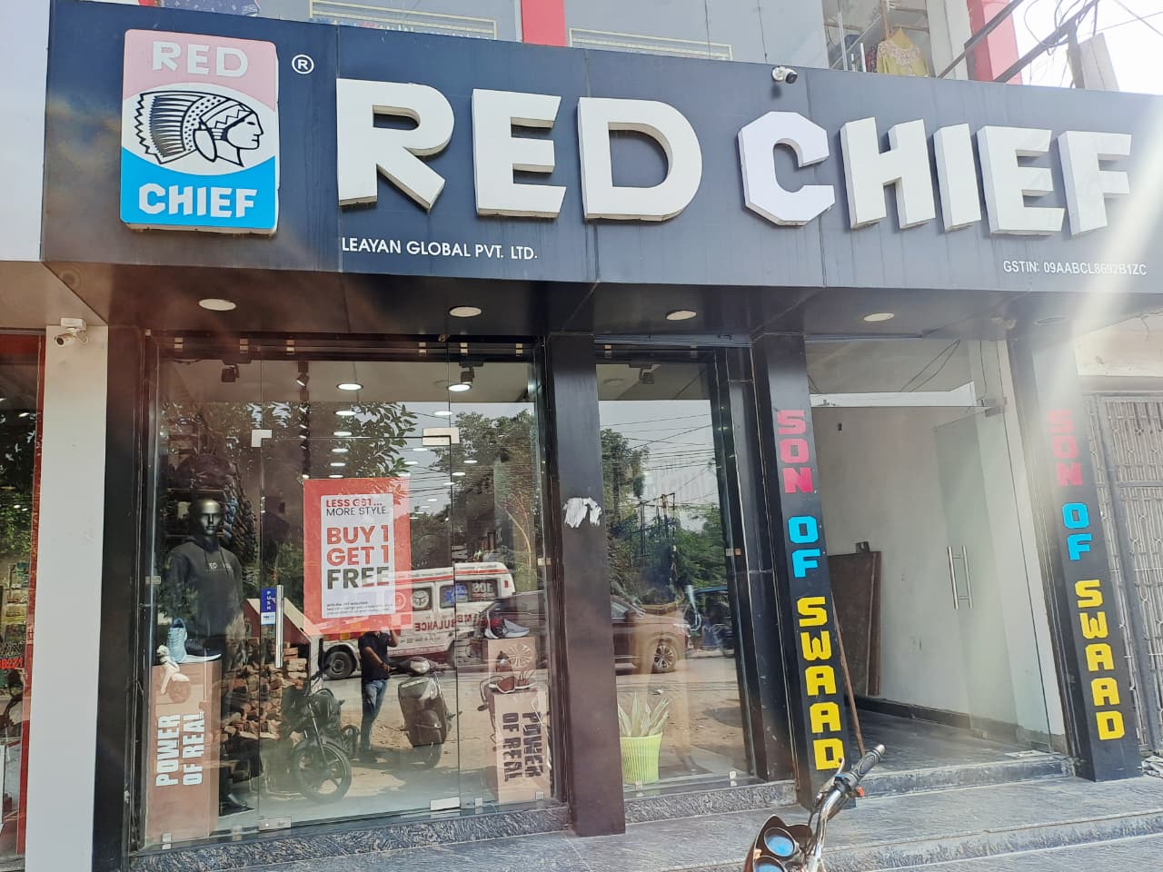 Red Chief Exclusive Store