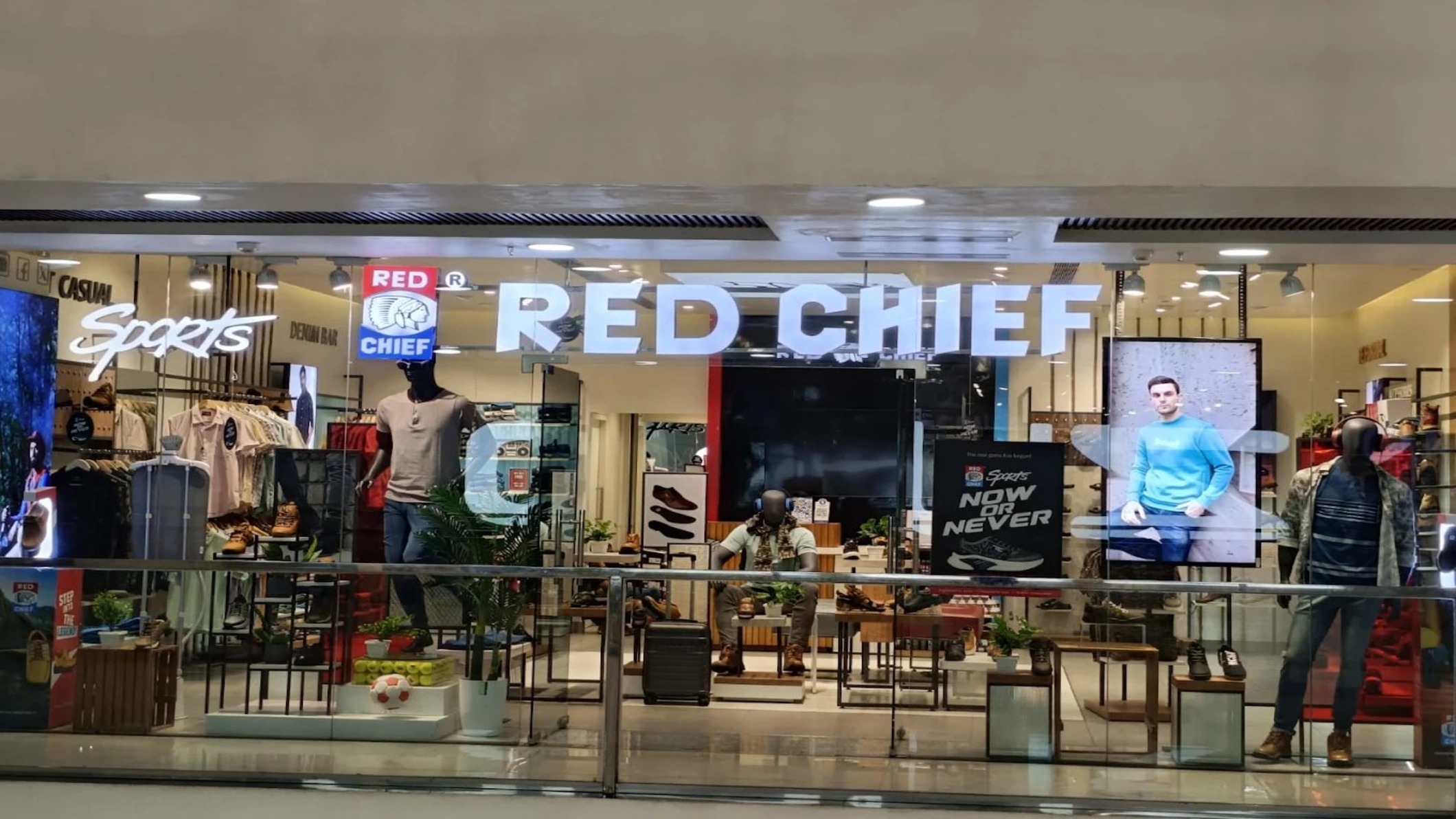 Red Chief Exclusive Store