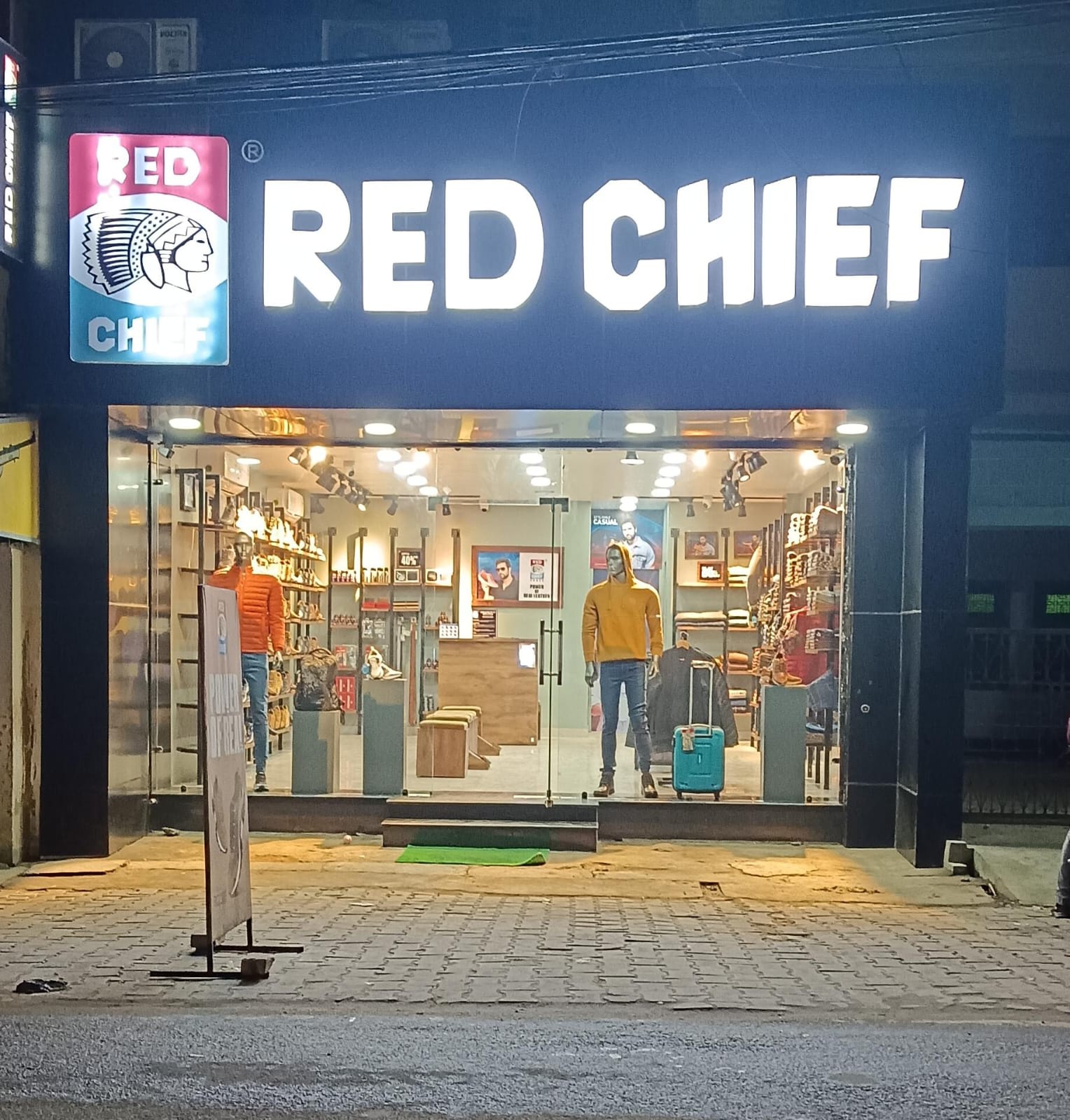 Red Chief Exclusive Store