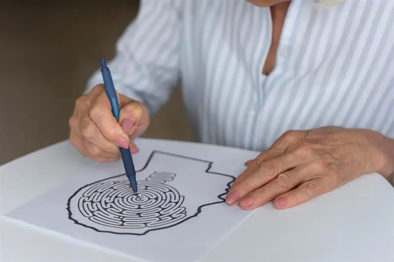 Best Brain and Memory Games for Seniors with Dementia