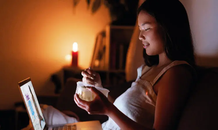 Top 13 Healthy Midnight Indian Snacks During Pregnancy