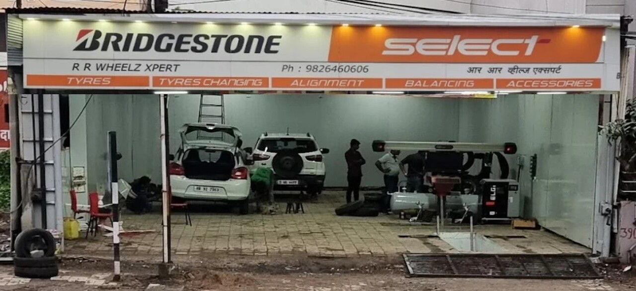 Bridgestone Select - RR Wheelz Xpert