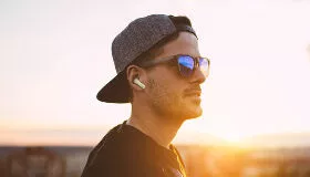 5 things to consider when buying wireless bluetooth earbuds