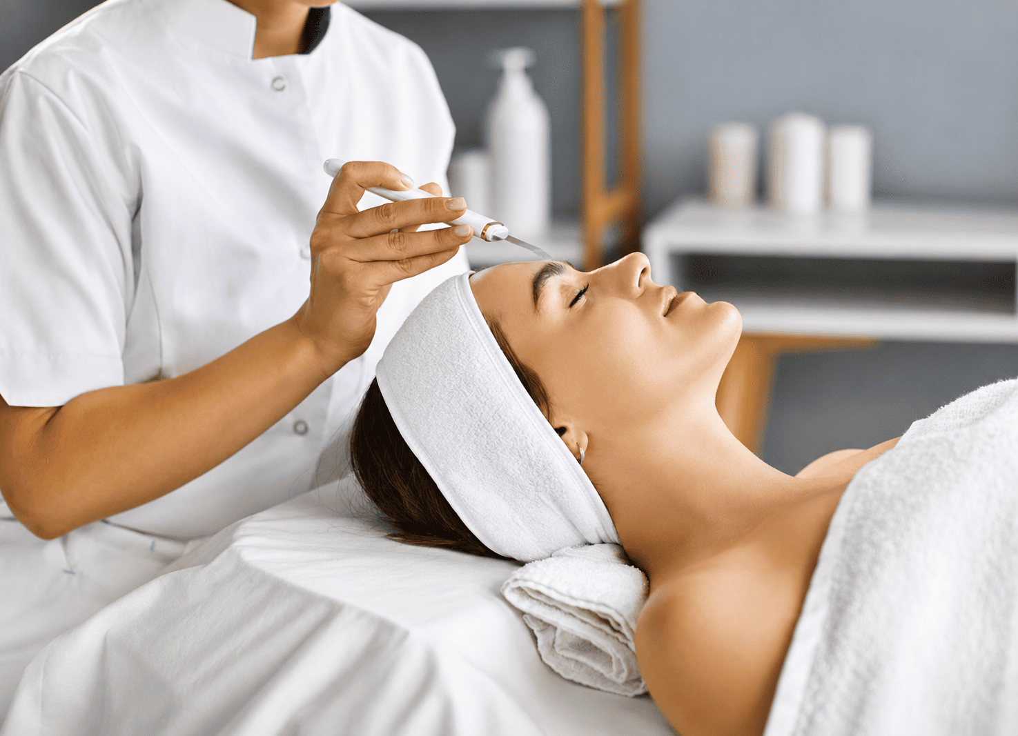 PROFESSIONAL CERTIFICATION IN SKIN & AESTHETICS SCIENCE