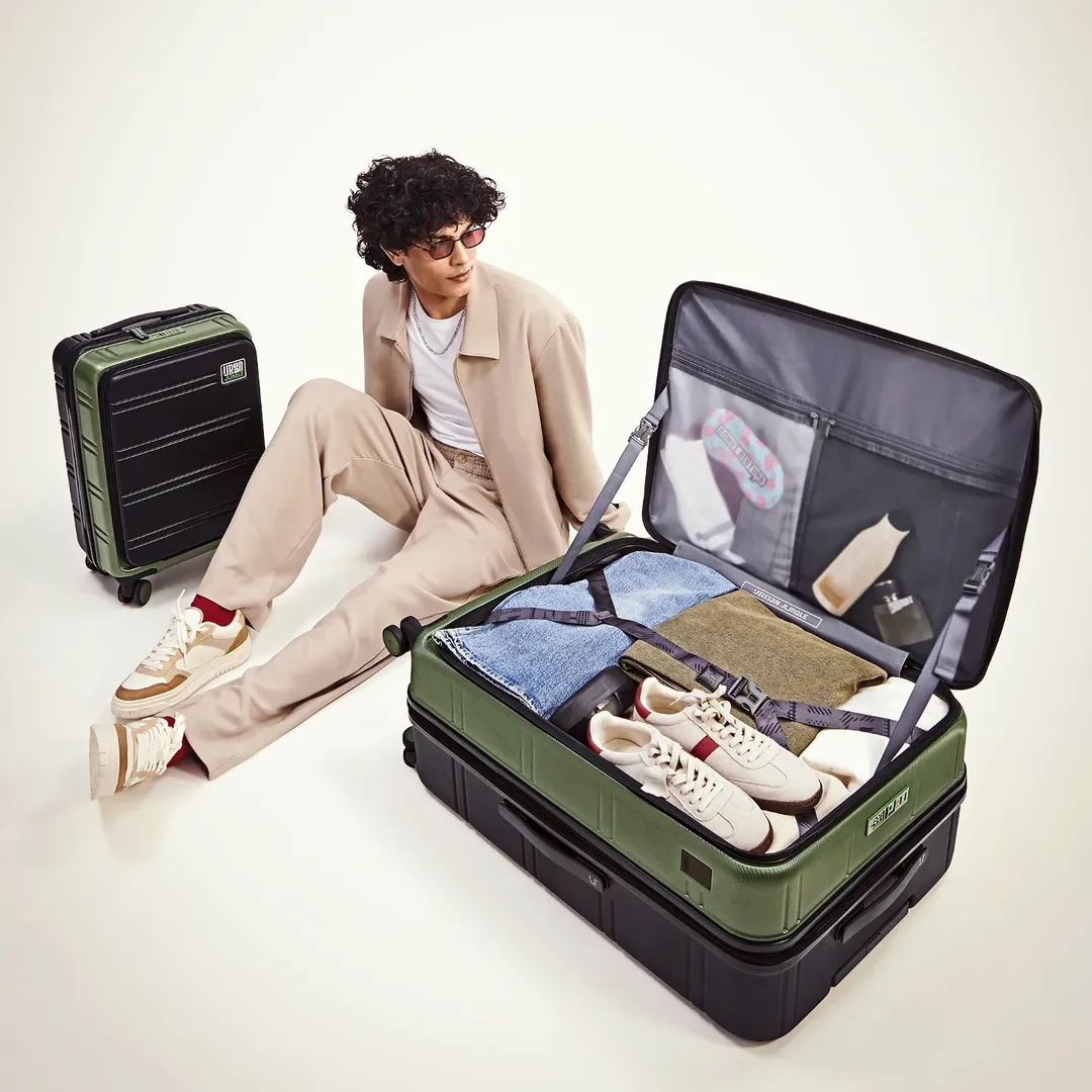 Looking good while travelling is also important...