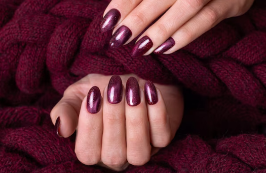 Festive-Perfect Nails: Try Envi’s Nail Art & Extensions This Festive Season