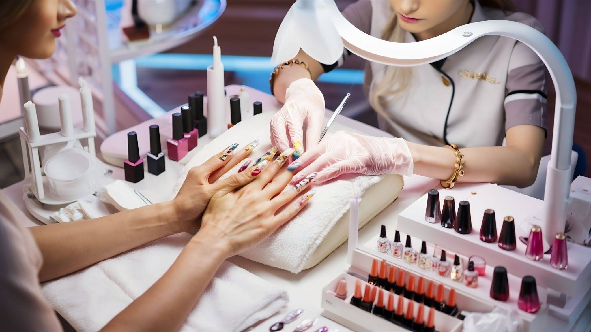 Looking for a Nail Salon in Kanjurmarg West? Here’s What Envi Offers for Everyday Nail Care